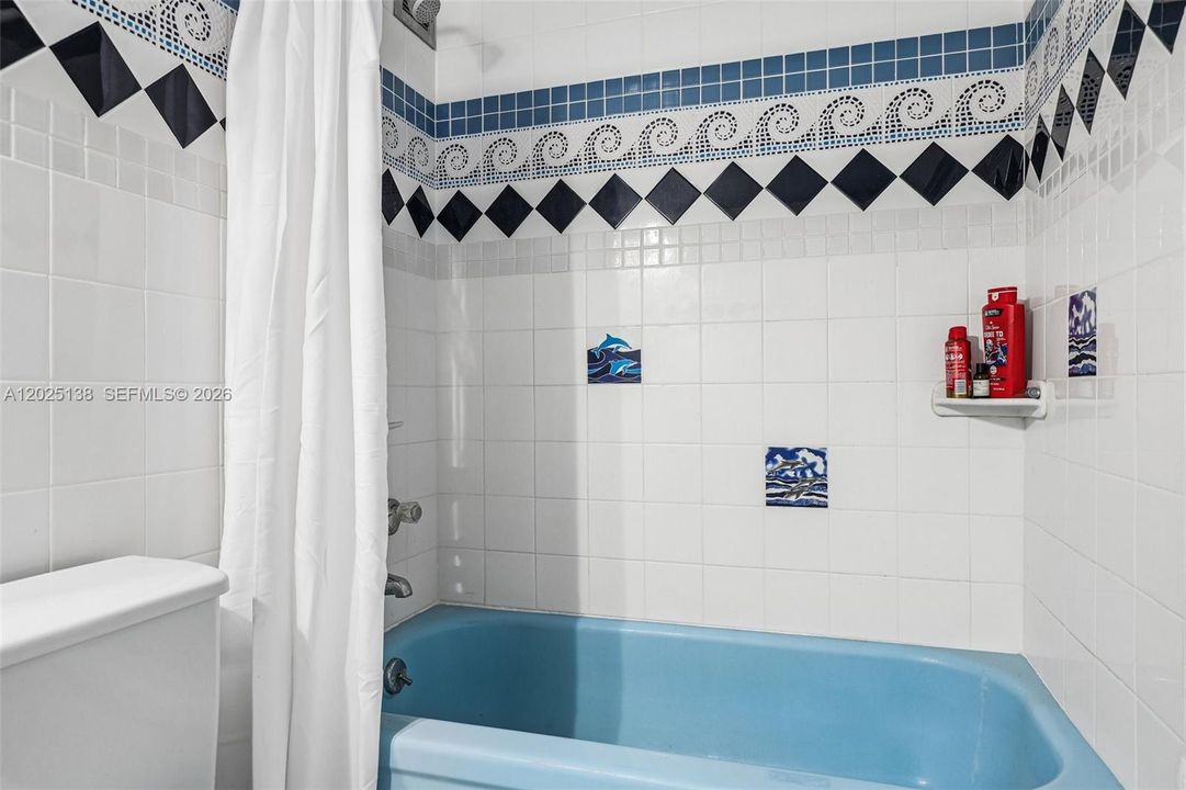 For Sale: $189,000 (2 beds, 2 baths, 1232 Square Feet)