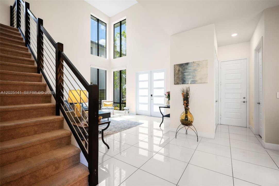 For Sale: $995,000 (4 beds, 3 baths, 2582 Square Feet)
