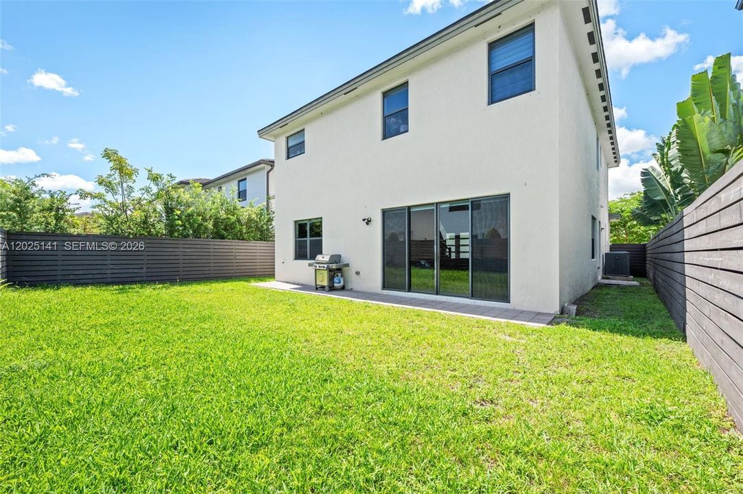 For Sale: $995,000 (4 beds, 3 baths, 2582 Square Feet)