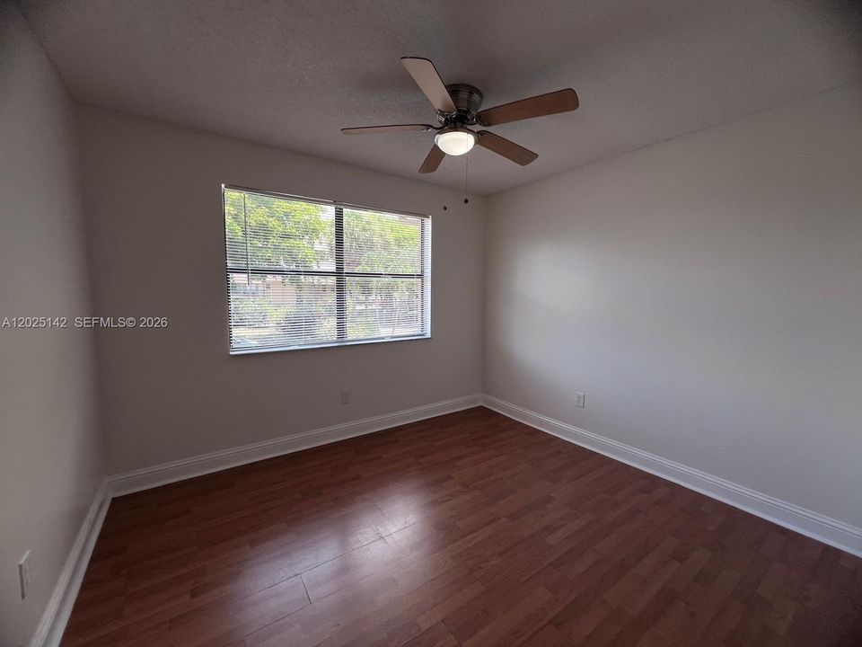En Venta: $282,000 (2 camas, 2 baños, 747 Pies cuadrados)