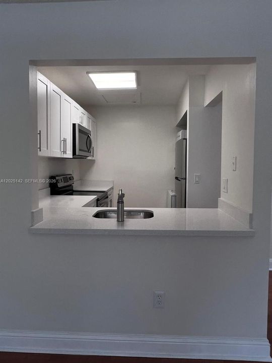 En Venta: $282,000 (2 camas, 2 baños, 747 Pies cuadrados)