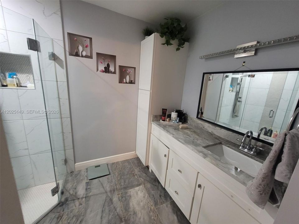 For Sale: $174,500 (2 beds, 2 baths, 1346 Square Feet)