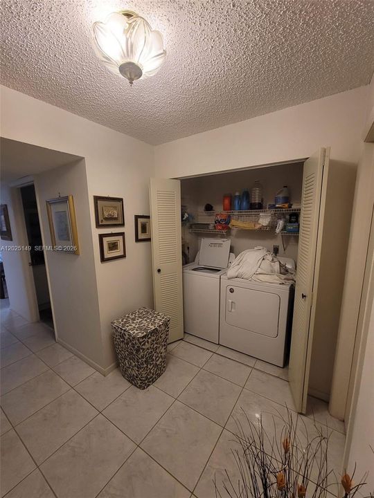 For Sale: $174,500 (2 beds, 2 baths, 1346 Square Feet)