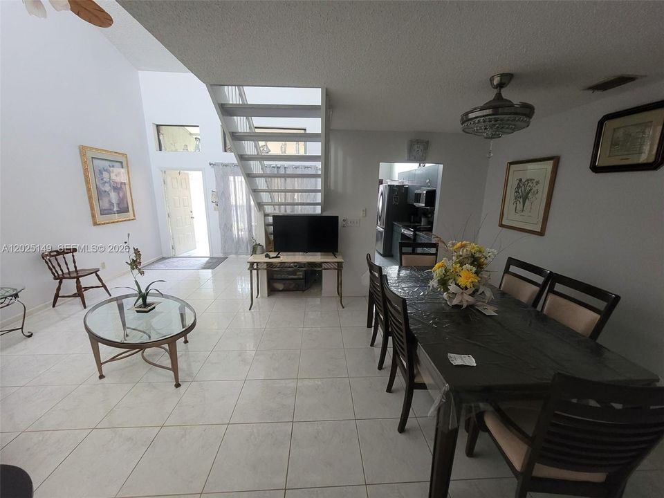 For Sale: $174,500 (2 beds, 2 baths, 1346 Square Feet)