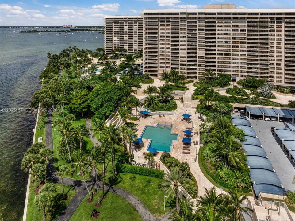 For Sale: $1,700,000 (2 beds, 2 baths, 1882 Square Feet)