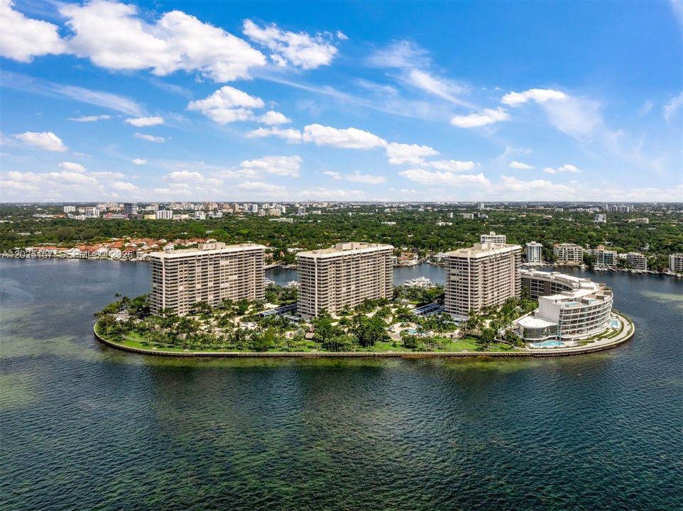Grove Isle