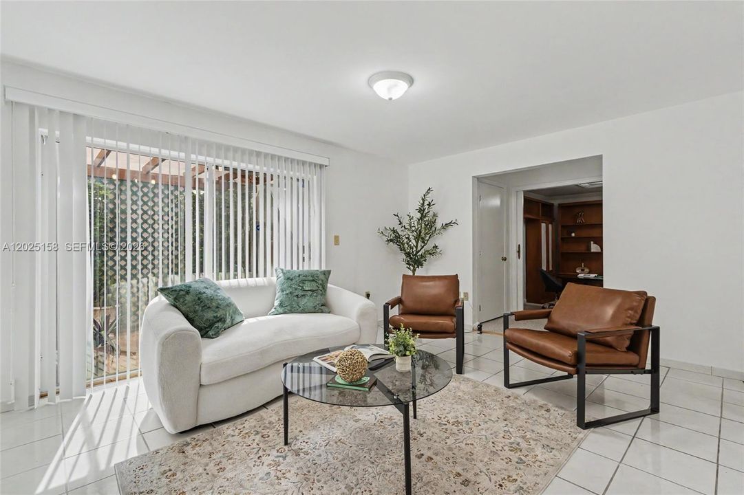 For Sale: $699,900 (4 beds, 2 baths, 2255 Square Feet)