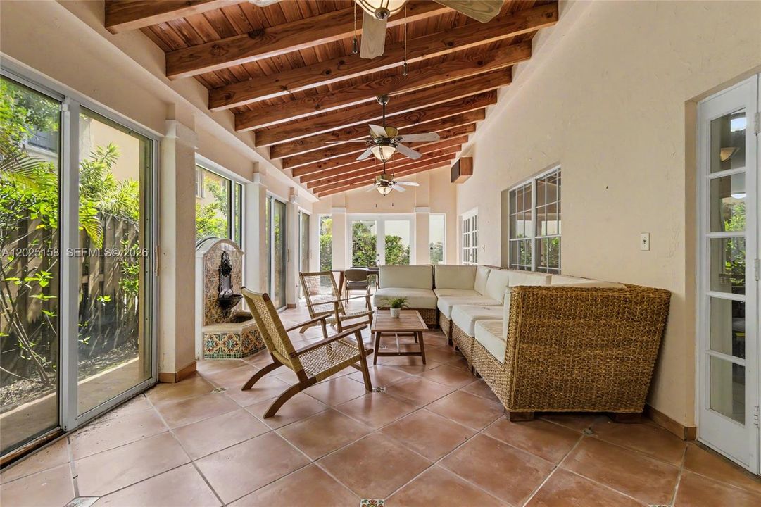 For Sale: $699,900 (4 beds, 2 baths, 2255 Square Feet)