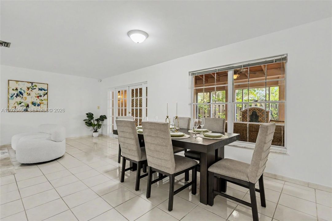 For Sale: $699,900 (4 beds, 2 baths, 2255 Square Feet)