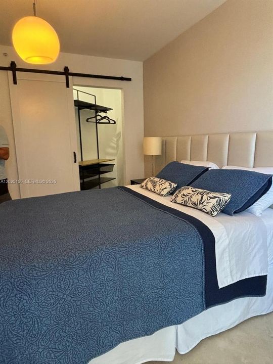 В аренду: $6,500 (2 спален, 2 ванн, 1250 Квадратных фут)
