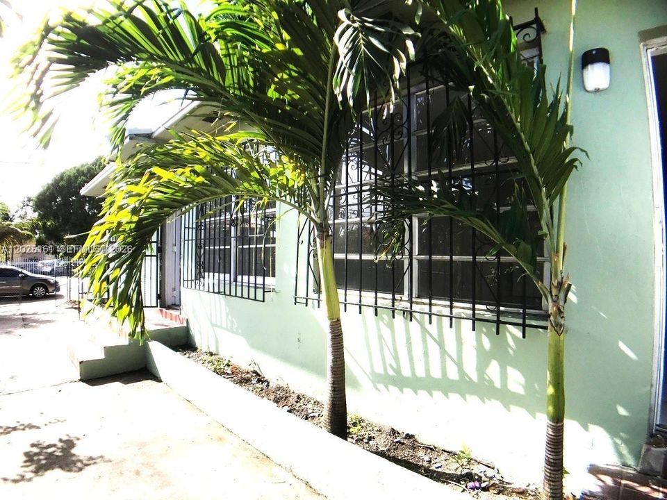 For Sale: $675,000 (0 beds, 0 baths, 1404 Square Feet)