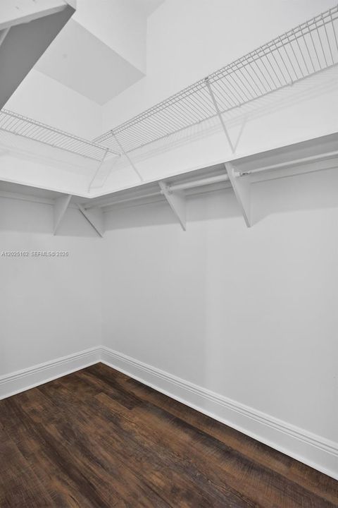 For Sale: $439,000 (3 beds, 2 baths, 1803 Square Feet)