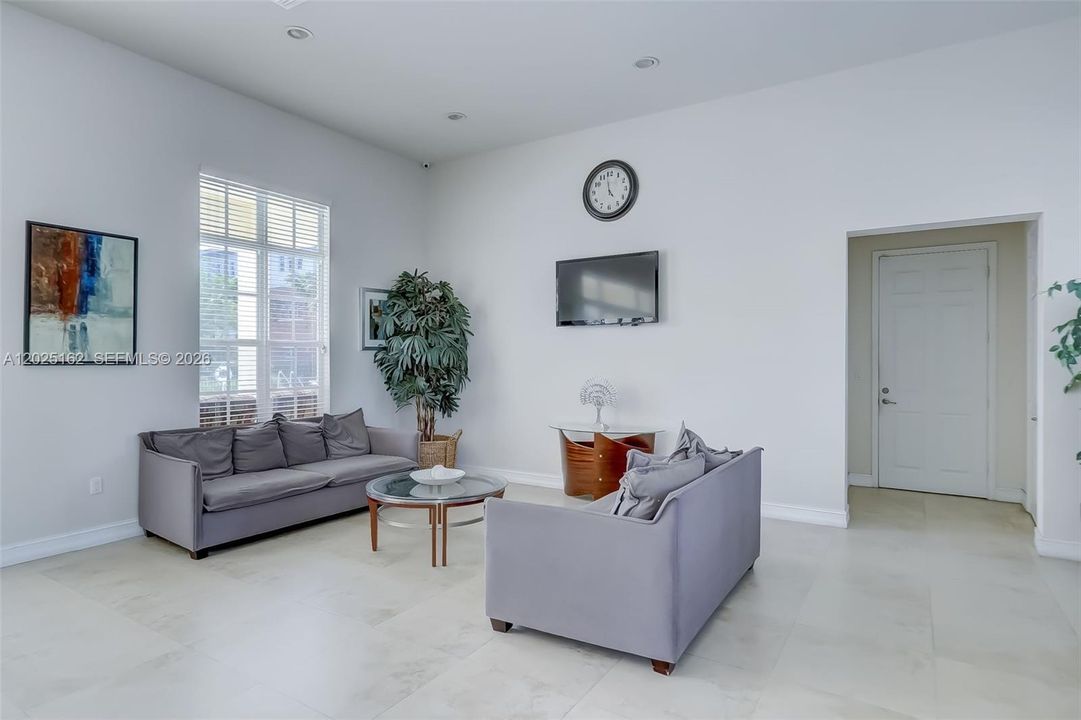 For Sale: $439,000 (3 beds, 2 baths, 1803 Square Feet)