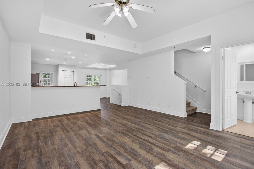 For Sale: $439,000 (3 beds, 2 baths, 1803 Square Feet)