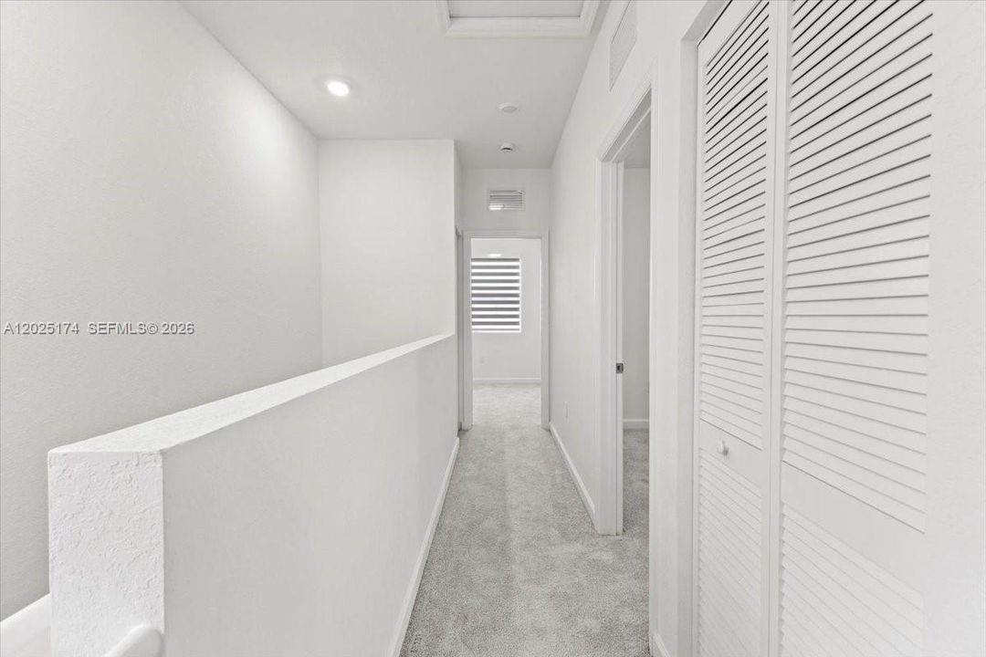 For Sale: $399,000 (3 beds, 2 baths, 1393 Square Feet)