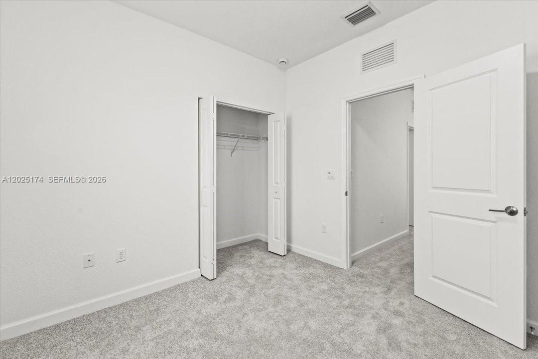 For Sale: $399,000 (3 beds, 2 baths, 1393 Square Feet)
