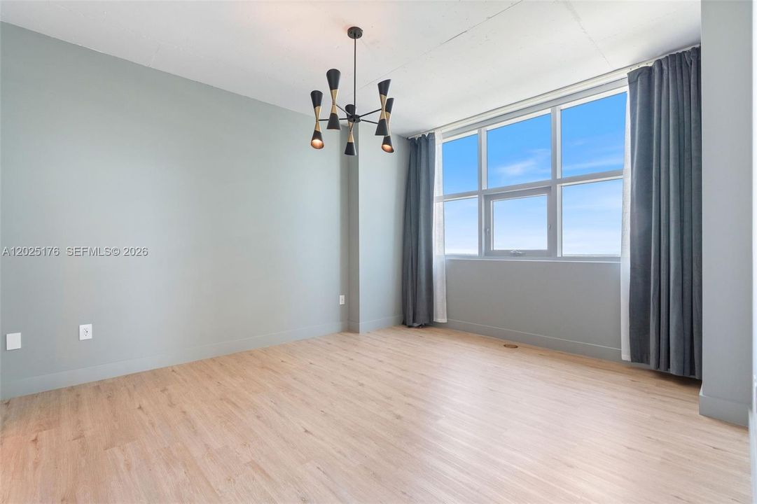 В аренду: $5,500 (2 спален, 2 ванн, 1262 Квадратных фут)