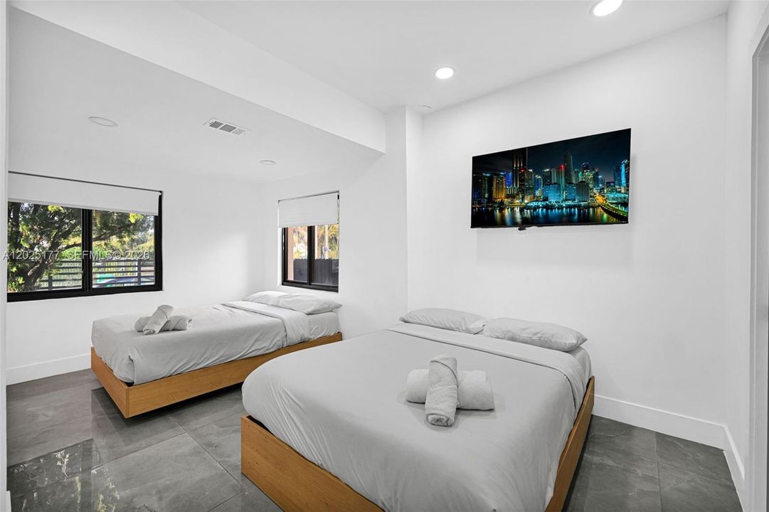 For Sale: $1,120,000 (4 beds, 3 baths, 2357 Square Feet)