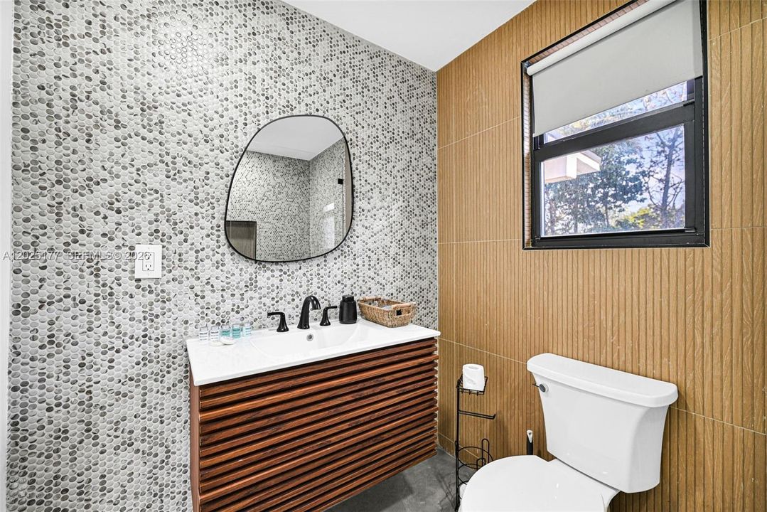 For Sale: $1,120,000 (4 beds, 3 baths, 2357 Square Feet)