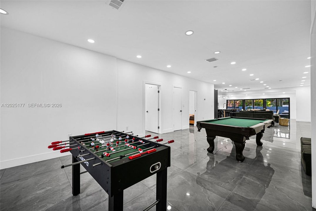 For Sale: $1,120,000 (4 beds, 3 baths, 2357 Square Feet)