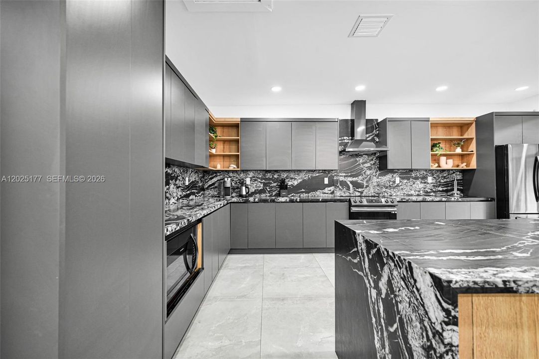 For Sale: $1,120,000 (4 beds, 3 baths, 2357 Square Feet)