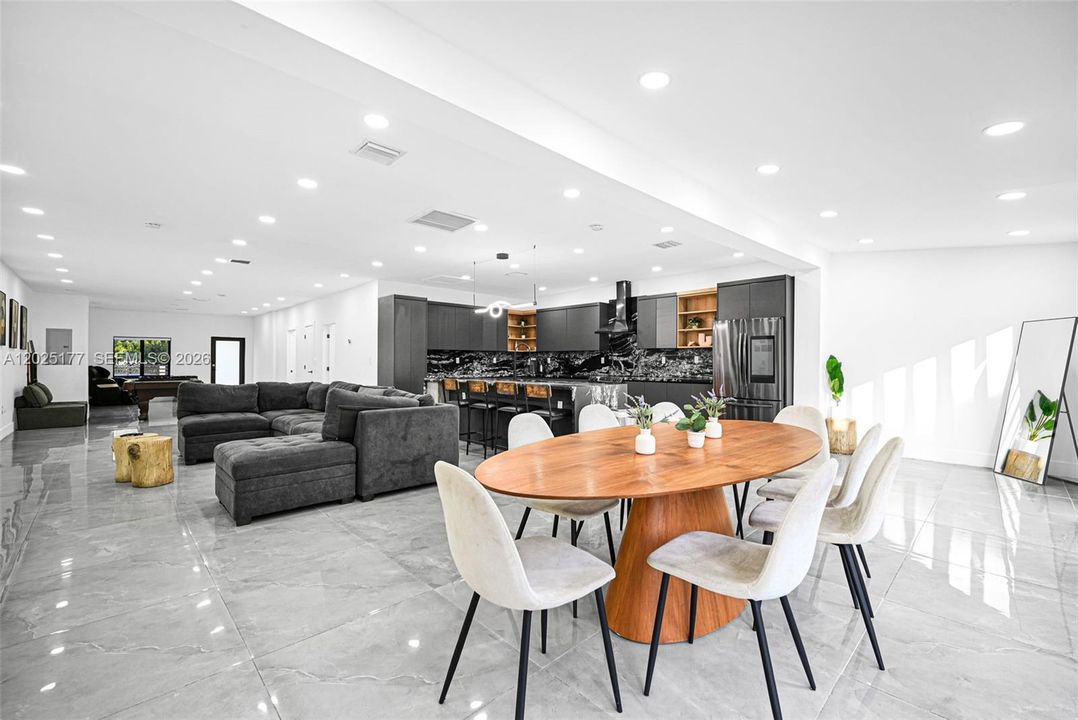 For Sale: $1,120,000 (4 beds, 3 baths, 2357 Square Feet)