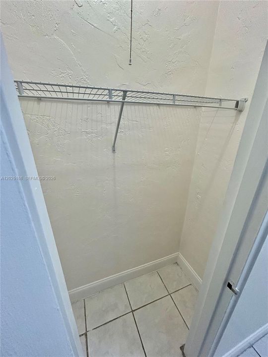 For Rent: $1,650 (0 beds, 1 baths, 400 Square Feet)