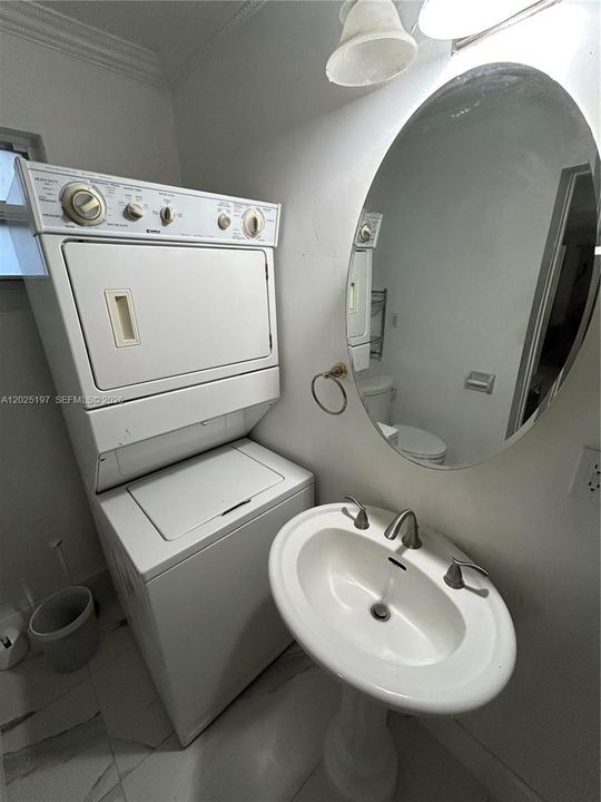 Activo con contrato: $1,200 (1 camas, 1 baños, 512 Pies cuadrados)