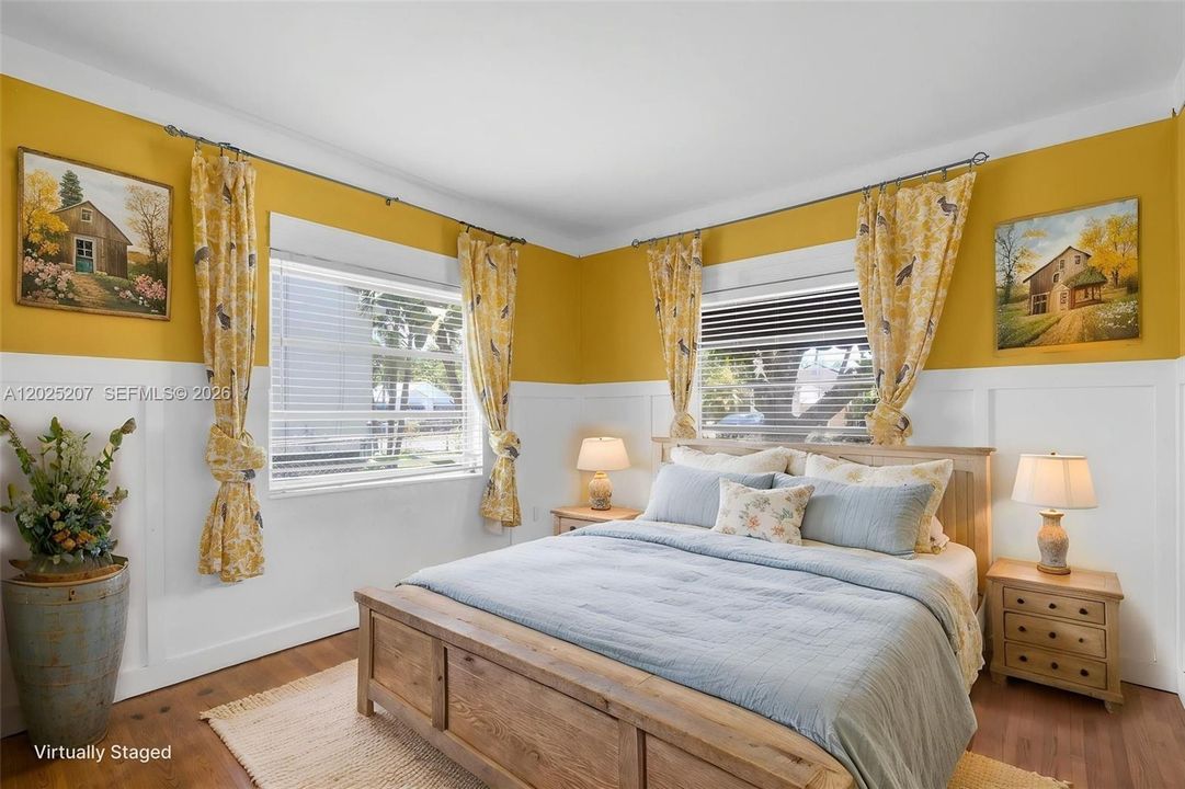 For Sale: $730,000 (2 beds, 1 baths, 1404 Square Feet)