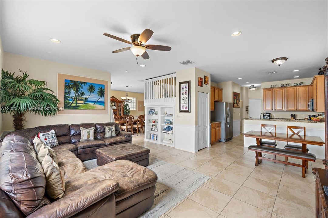 For Sale: $587,000 (4 beds, 2 baths, 2204 Square Feet)