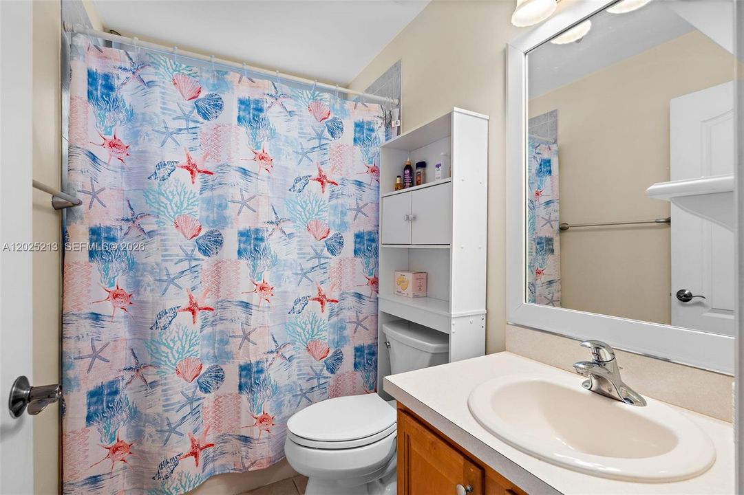 For Sale: $587,000 (4 beds, 2 baths, 2204 Square Feet)