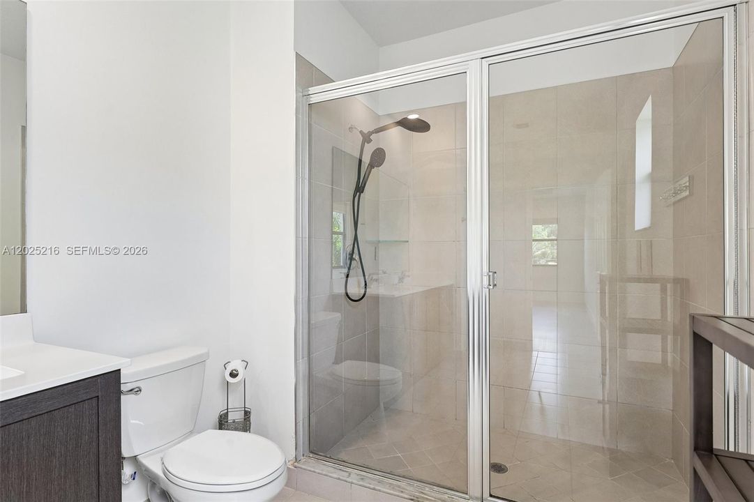 For Sale: $590,000 (4 beds, 2 baths, 1921 Square Feet)