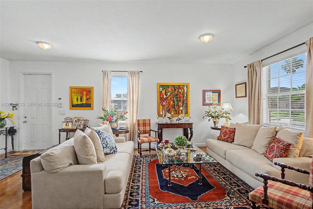 For Sale: $535,000 (4 beds, 2 baths, 1780 Square Feet)