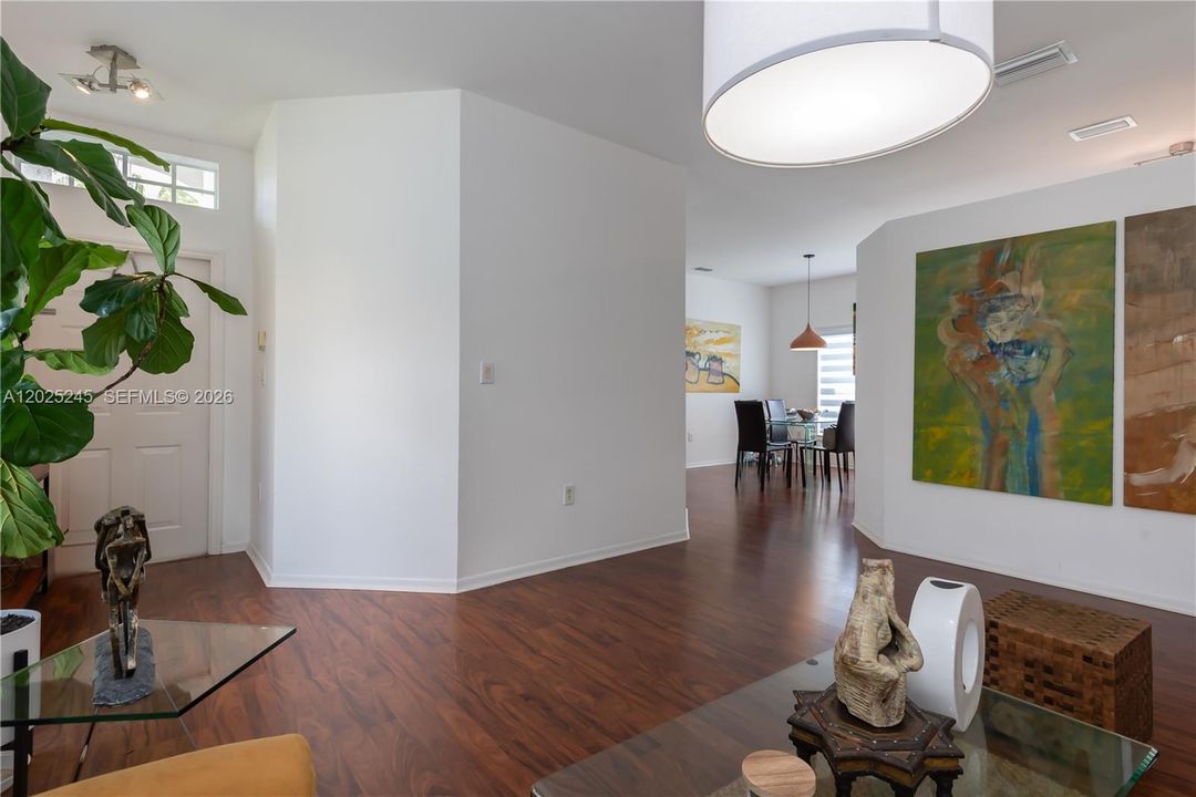 For Sale: $789,000 (3 beds, 2 baths, 1495 Square Feet)