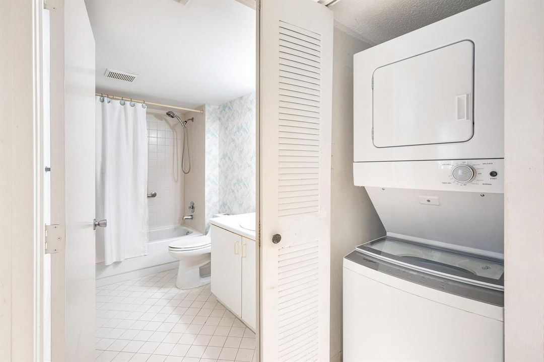 13701 SW 12 STREET #215A, PEMBROKE PINES