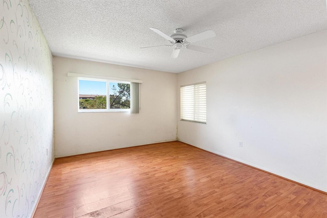 13701 SW 12 STREET #215A, PEMBROKE PINES