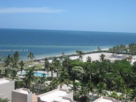 For Rent: $9,500 (2 beds, 2 baths, 1531 Square Feet)