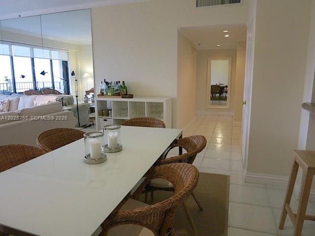 For Rent: $9,500 (2 beds, 2 baths, 1531 Square Feet)