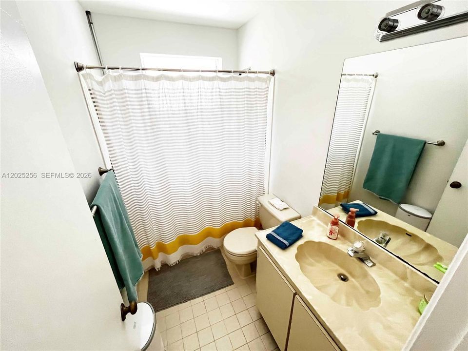 For Rent: $3,450 (3 beds, 2 baths, 1473 Square Feet)