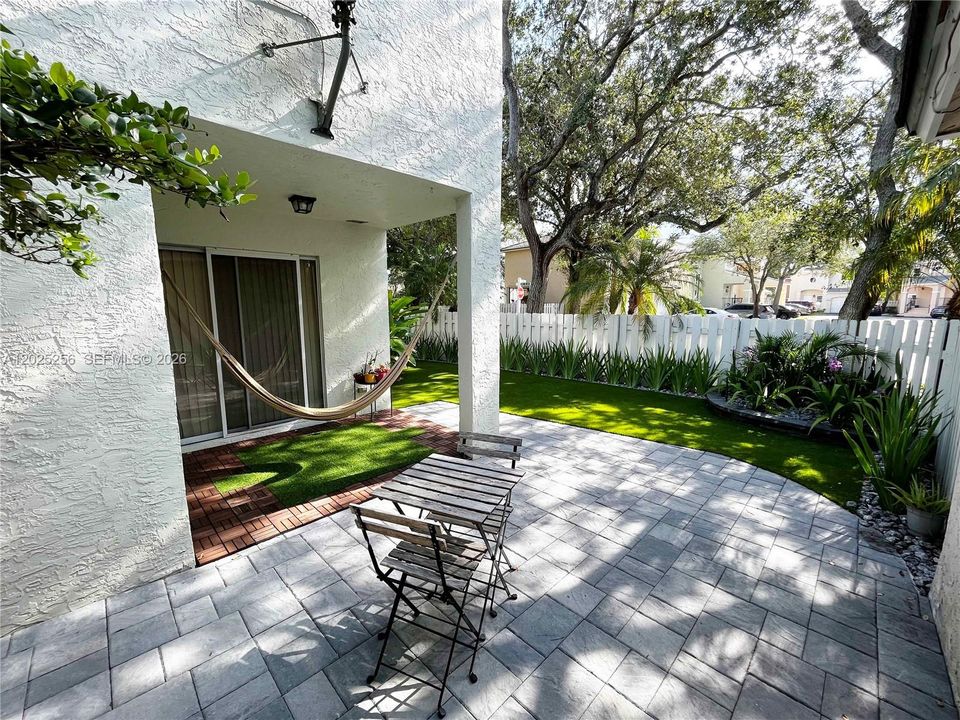 For Rent: $3,450 (3 beds, 2 baths, 1473 Square Feet)