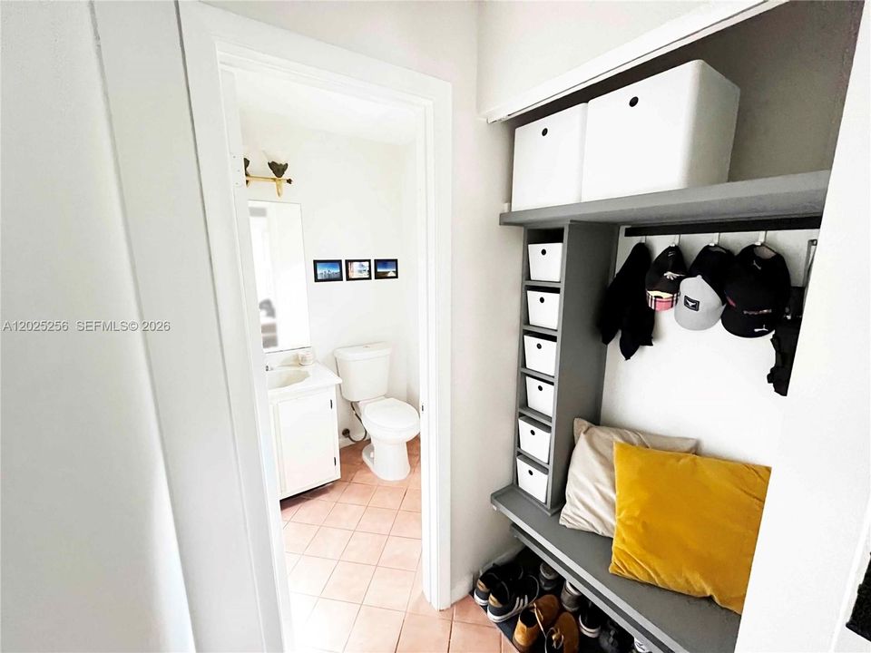 For Rent: $3,450 (3 beds, 2 baths, 1473 Square Feet)