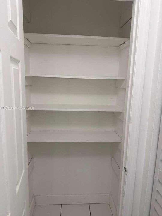 В аренду: $1,200 (0 спален, 1 ванн, 440 Квадратных фут)