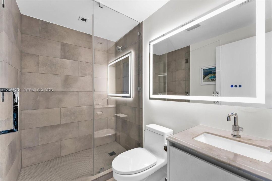 For Sale: $2,795,000 (3 beds, 4 baths, 2315 Square Feet)