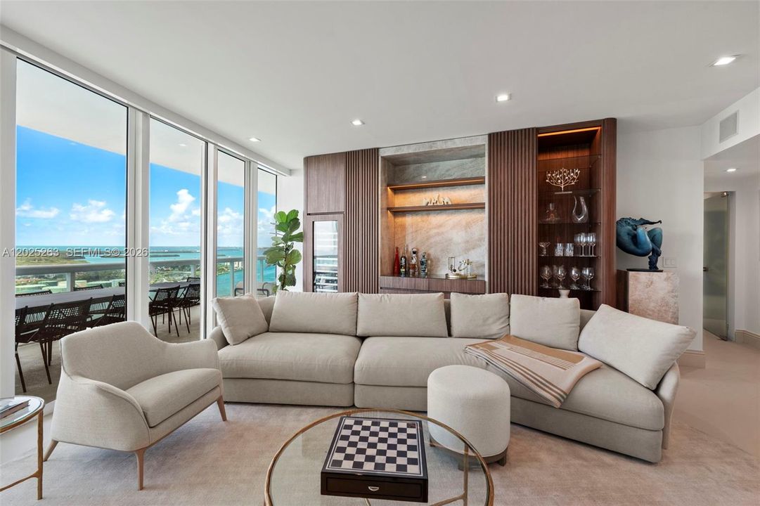For Sale: $5,000,000 (3 beds, 2 baths, 2008 Square Feet)
