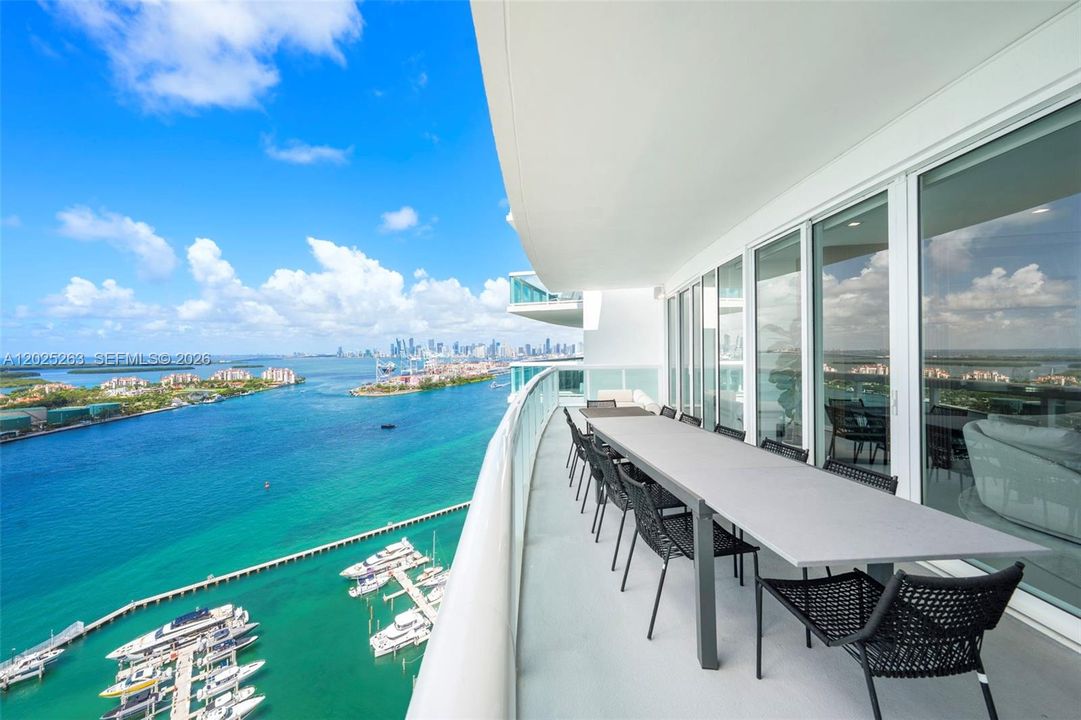 For Sale: $5,000,000 (3 beds, 2 baths, 2008 Square Feet)