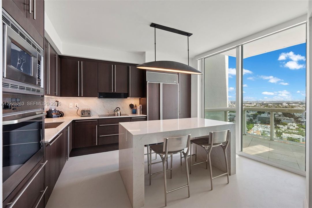 For Sale: $5,000,000 (3 beds, 2 baths, 2008 Square Feet)