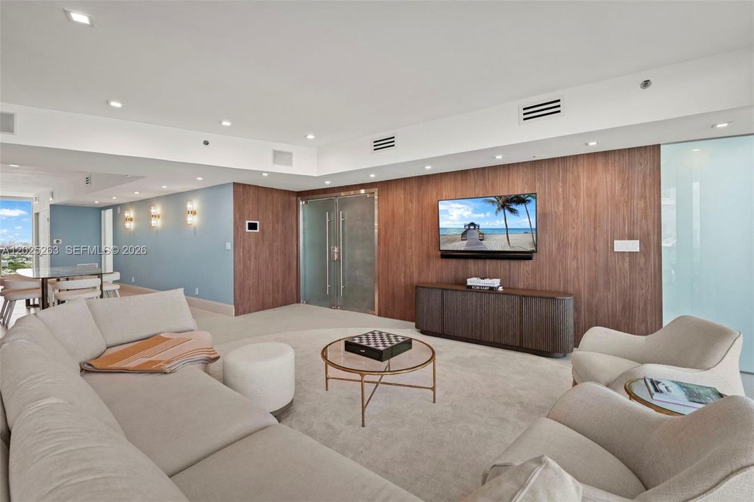 For Sale: $5,000,000 (3 beds, 2 baths, 2008 Square Feet)