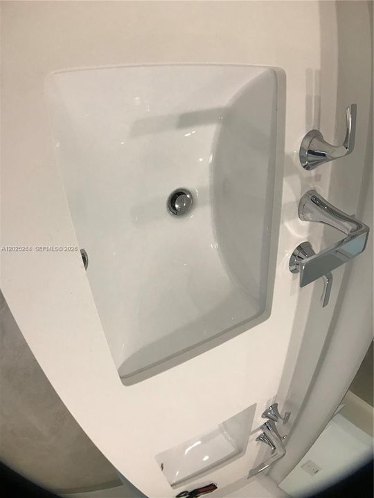 Activo con contrato: $3,550 (1 camas, 1 baños, 766 Pies cuadrados)