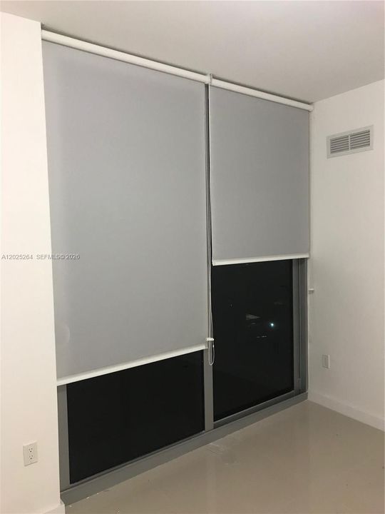 Activo con contrato: $3,550 (1 camas, 1 baños, 766 Pies cuadrados)