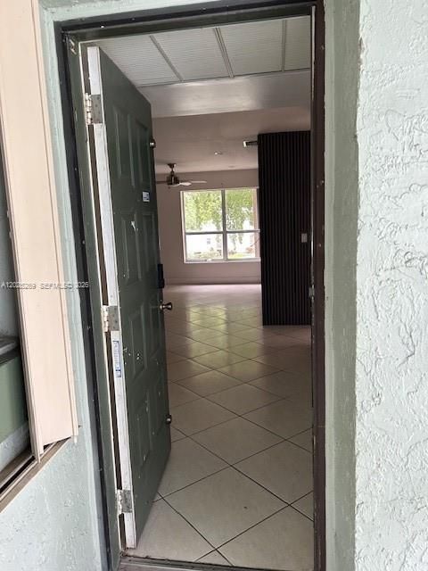 For Rent: $2,600 (3 beds, 2 baths, 1093 Square Feet)